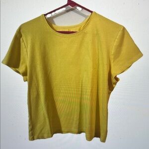 Croft & Barrow Sunny Yellow Short Sleeve Tee